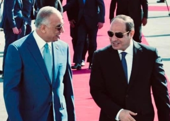 السيسي يودع رئيس وزراء العراق بـ مطار العلمين
