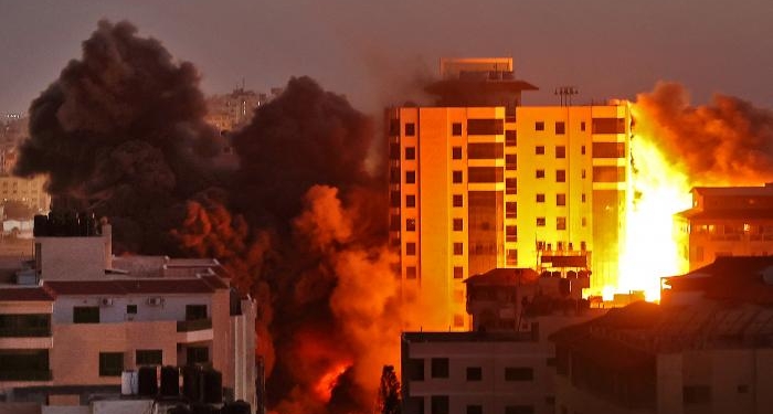 قصف أهداف في قطاع غزة