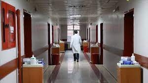 نقص حاد في الأدوية بمستشفيات فلسطين ينذر بتزايد الوفيات 1