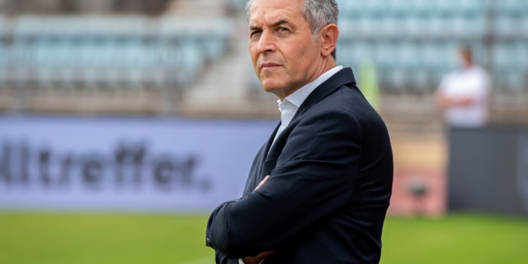 LAUSANNE, SWITZERLAND - JUNE 14: Head Coach Marcel Koller of FC Basel 1893 looks on before the Swiss Cup match between FC Lausanne-Sport and FC Basel at Stade Olympique de la Pontaise on June 14, 2020 in Lausanne, Switzerland. (Photo by RvS.Media/Basile Barbey/Getty Images)