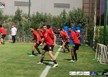 المنتخب الاوليمبي يؤدي تدريبه الأول .. ومحمد بركات يحفز اللاعبين  3