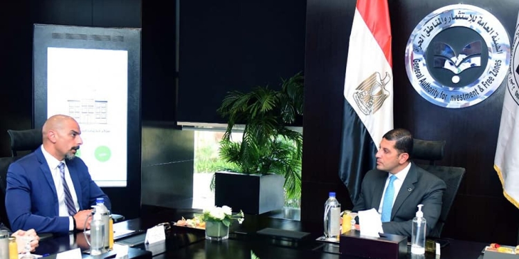 هيئة الاستثمار و أمازون يبحثان مشروعات الشركة في مصر