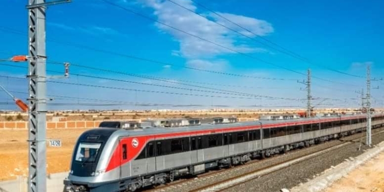 مفاجأة.. النقل تحدد موعد حجز اشتراكات القطار الكهربي LRT بتخفيضات 50%