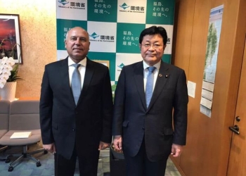 وزير النقل يلتقي مع وزير البيئة الياباني 1