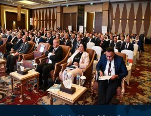بالصور.. محافظ جنوب سيناء يشهد جلسة افتتاح المؤتمر العربي للتقاعد والتأمينات 1