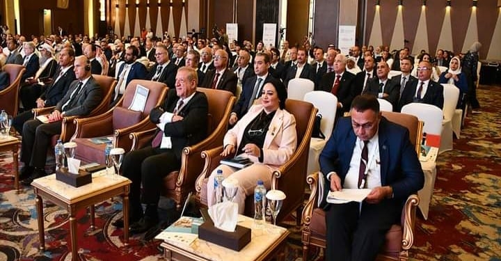 بالصور.. محافظ جنوب سيناء يشهد جلسة افتتاح المؤتمر العربي للتقاعد والتأمينات