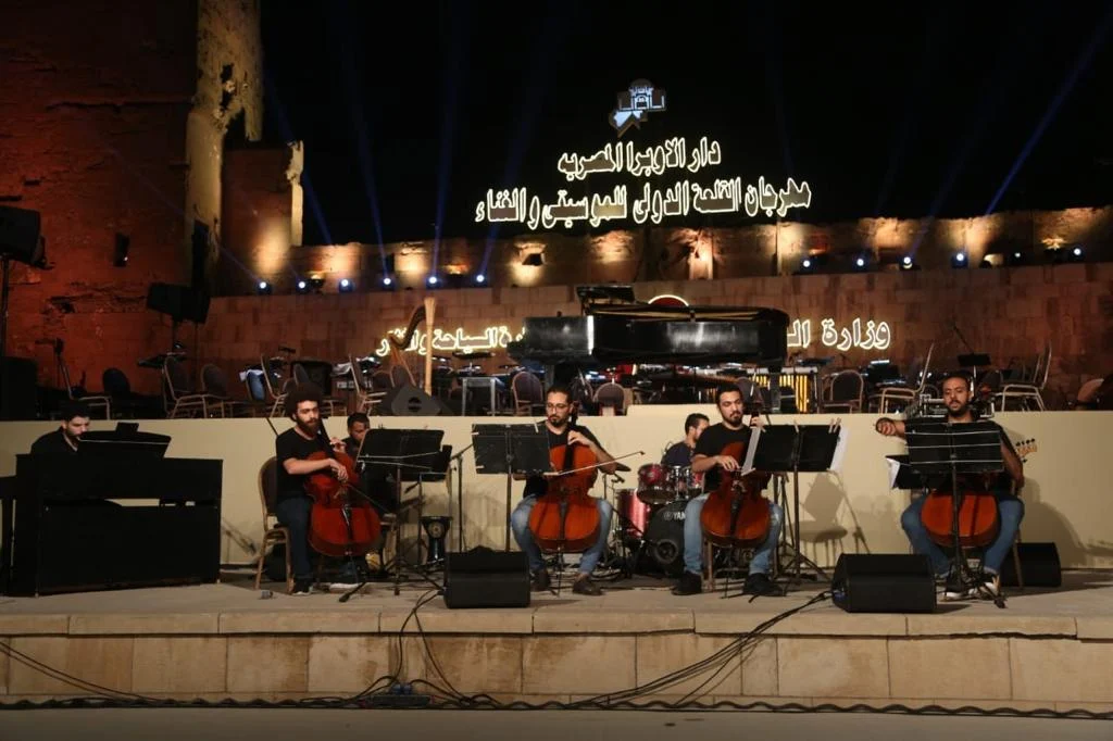 «اجواء وطنية».. كواليس حفل عمر خيرت بـ مهرجان القلعة 3