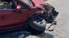 «طيش سواق».. إصابة 3 أشخاص في حادث بـ دمياط