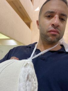 عاجل | محمد سراج الدين عضو مجلس إدارة الأهلي يتعرض لحادث سير 2
