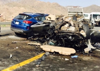 كانوا في طريقهم لأداء العمرة.. مصرع وإصابة 5 أشخاص فى حادث مروري بالسعودية 7