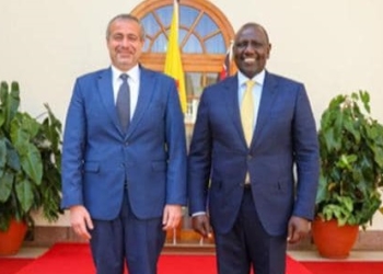 السفير المصري يلتقي مع رئيس جمهورية كينيا للتوديع في ضوء قرب انتهاء فترة عمله بنيروبي 3