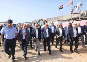 وزير النقل ورئيس المنطقة الاقتصادية لـ قناة السويس يتفقدان ميناء غرب بورسعيد ومحطة الحاويات 5