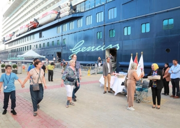 ميناء الإسكندرية تستقبل أكثر من 2200 سائح على متن سفينة سياحية