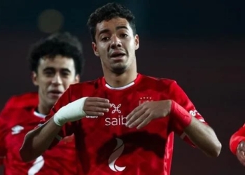 زياد طارق لاعب الأهلي