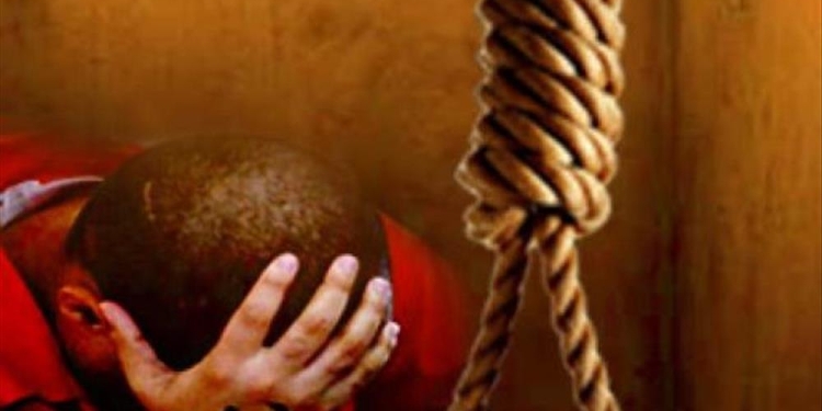 الإعدام لطالب والمشدد 15 سنة لشقيقه لاتهامهما بقتل جدتهما بالزاوية الحمراء