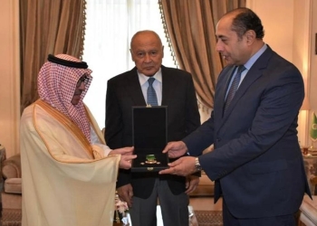 المنظمة العربية للسياحة تمنح السفير حسام زكي وسام السياحة العربية من الدرجة الأولى 1