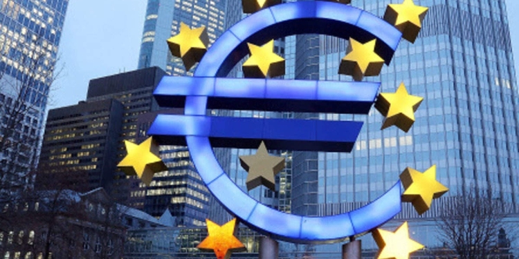 المركزي الأوروبي يرفع أسعار الفائدة 75 نقطة وهو أعلى مستوى منذ 2009
