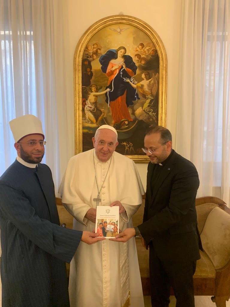 بابا الفاتيكان يستقبل الشيخ أسامة الأزهري 2