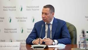 محافظ البنك المركزي الأوكراني يقدم استقالته 3