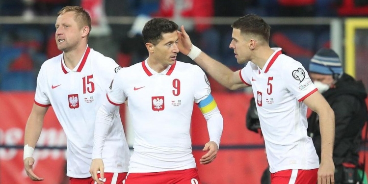 25 لاعبًا بقائمة منتخب بولندا استعدادًا لكأس العالم 2022 1