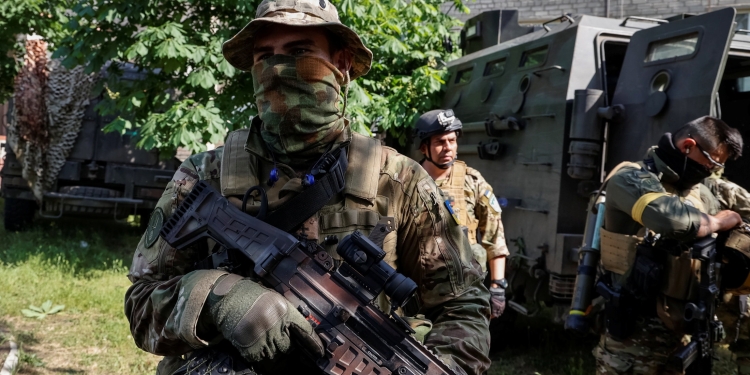مستشار وزير الدفاع الأوكراني: سنستمر في الهجوم المضاد على روسيا 1