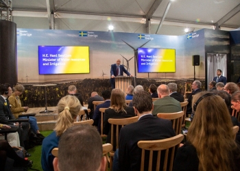 وزير الموارد المائية يشارك فى إحتفالية إفتتاح "جناح الأعمال السويدي" بحضور رئيس وزراء السويد 3