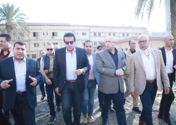وزير الصحة يتفقد مستشفى صدر بني سويف 1