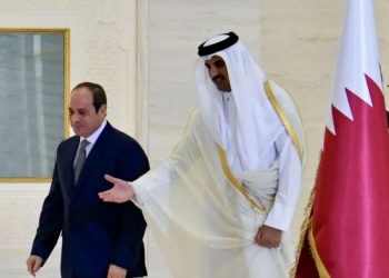 الرئيس السيسي يجري اتصالا هاتفيا مع أمير قطر قبل مغادرته 3