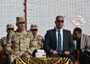 محافظ الفيوم ورئيس أركان قوات الدفاع الشعبي يتفقدان مدرسة البحيرى الصناعية العسكرية