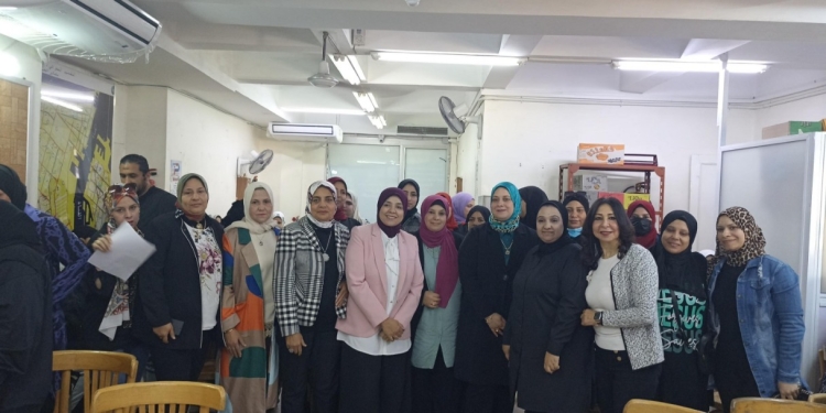 القوى العاملة: قضايا المرأة وتمكينها اقتصاديا في ندوة للتوعية ببورسعيد
