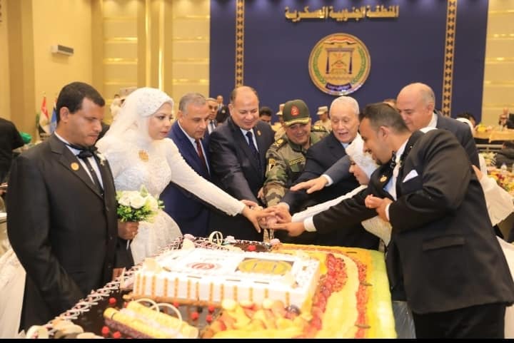 محافظ سوهاج يشهد حفل الزفاف الجماعي لـ 200 عروس وعريس بالمنطقة الجنوبية العسكرية 3