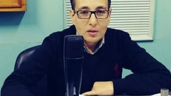 نقابة الإعلاميين تنعي المذيع بالبرنامج العام الإذاعي مصطفى محمود