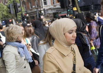 المسلمون في تزايد بـ بريطانيا