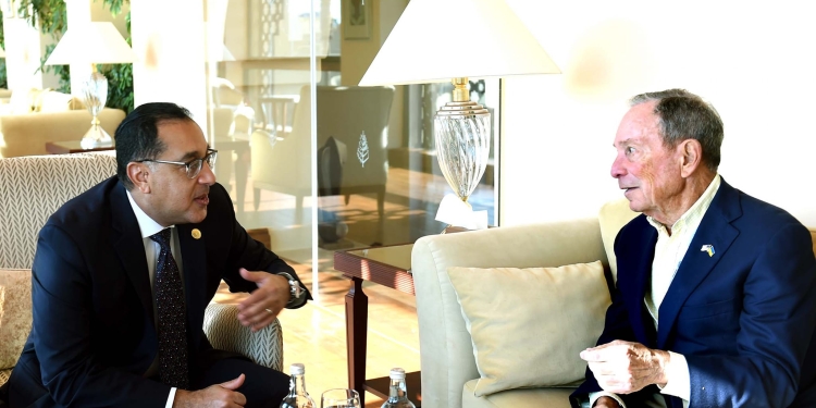 رئيس الوزراء يلتقى رجل الأعمال والسياسي الأمريكي البارز مايكل بلومبرج