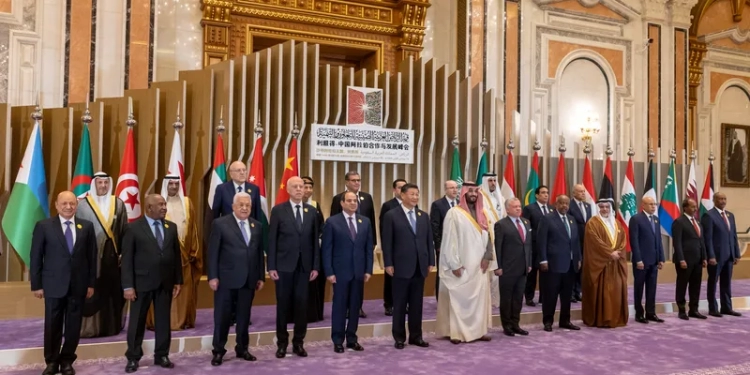 مساعد وزير الخارجية الأسبق: القمة العربية الصينية ترقي العلاقات بين الجانبين 1