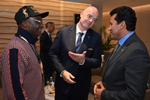 كأس العالم 2022| وزير الرياضة يلتقى رئيس «فيفا» خلال مباراة تونس وفرنسا (صور) 1