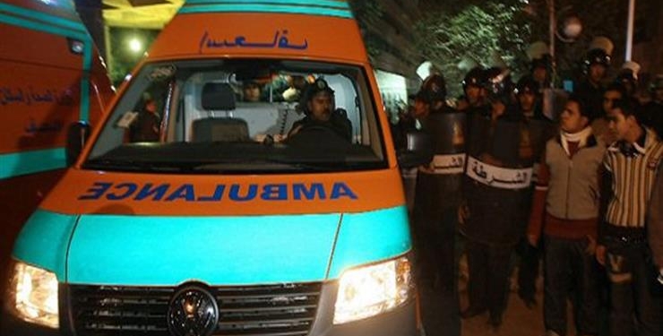 إصابة شرطي أثناء مساعدته لسيدة مسنة فى عبور الطريق بالقاهرة 1