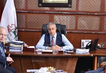 وزير القوى العاملة يلتقي وفد الاتحاد المصري لـ مقاولي التشييد والبناء 2