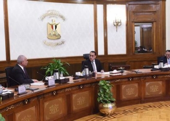 رئيس الوزراء يتابع المشروعات الجاري تنفيذها بـ محافظة السويس 2