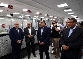 مدبولي يشهد افتتاح المبنى الجديد لديوان عام محافظة السويس