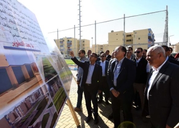 رئيس الوزراء يتفقد مساكن مدينة التوفيقية بـ محافظة السويس 3