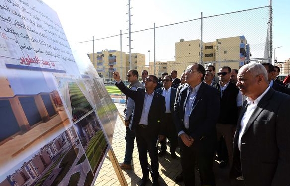 رئيس الوزراء يتفقد مساكن مدينة التوفيقية بـ محافظة السويس 1