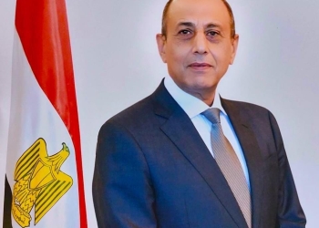 قرار وزاري بشأن تعديل مادتين من النظام الأساسي للشركة المصرية القابضة للمطارات