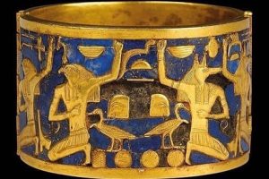 تسليم 176 عملة أثرية.. المتحف المصري ينظم معرضًا أثريًا مؤقتًا لـ مجموعة من المقتنيات 5