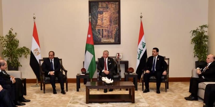 مناقشة مستجدات المنطقة.. قمة ثلاثية بين السيسي والعاهل الأردني ورئيس وزراء العراق 1