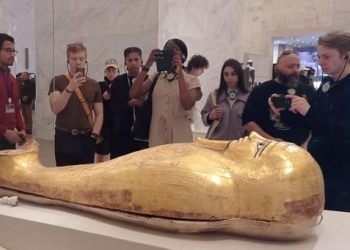 فريق ديزني أون آيس يزور المتحف القومي للحضارة المصرية 1