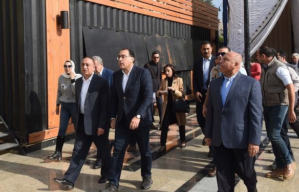 رئيس الوزراء خلال زيارته إلى محافظة الإسكندرية