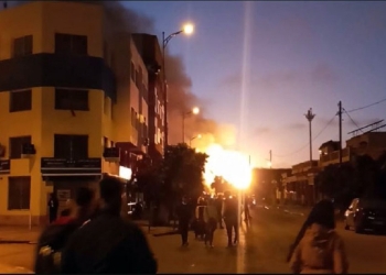 بالفيديو .. مشاهد مروعة لانفجار ضخم بمحطة غاز في المغرب 3