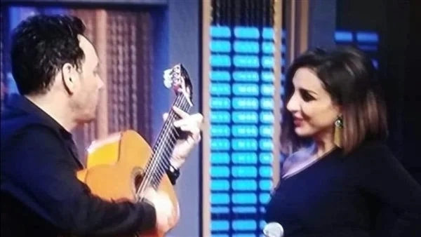 مصطفى قمر في حلقة خاصة مع أنغام على شاشة قناة Dmc