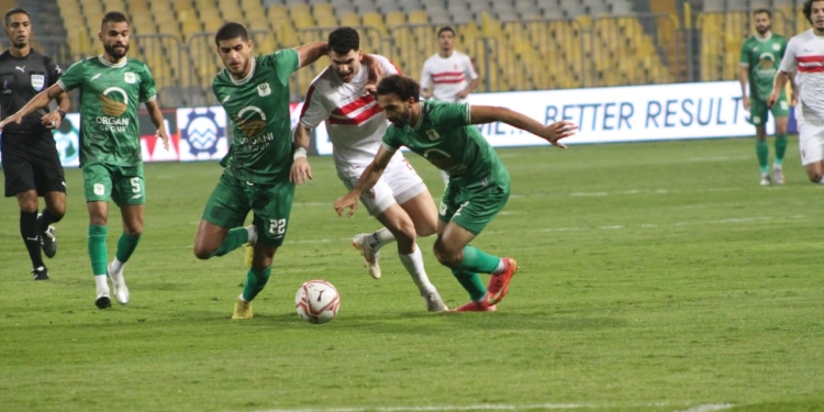 الزمالك يواصل نزيف النقاط بالتعادل أمام المصري في الدوري 1